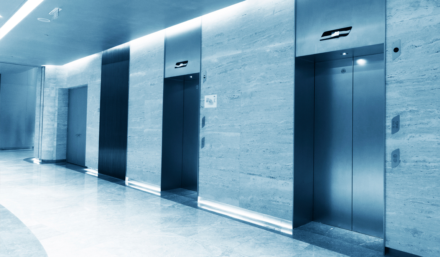 Wir heben Sie in die Träumen